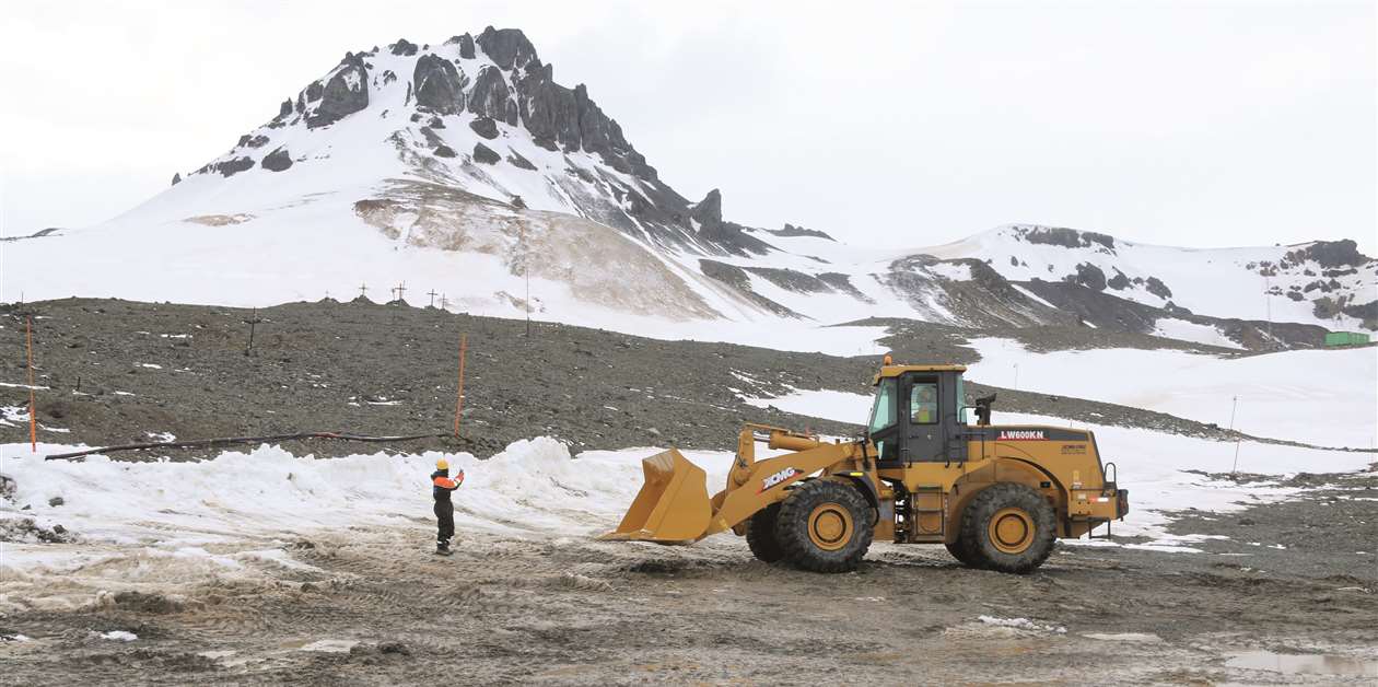 Wheeled Loaders Rising To The Challenge KHL Group