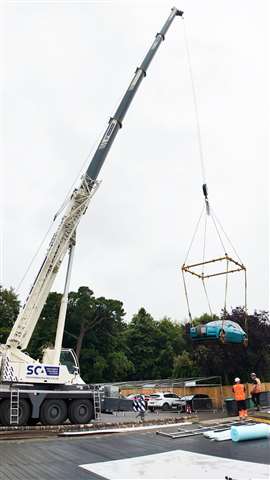 Southern Cranes and Access using a Modulift CMOD spreader frame