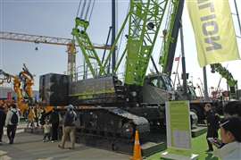 Zoomlion ZCC1500V-1EV(D) electric crawler crane