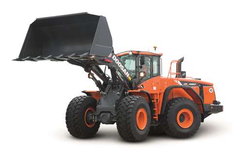 DL420-5_studio_20171207_D850485-1