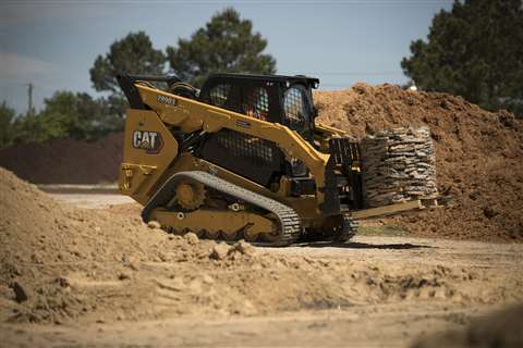 Cat 289D3 CTL landscaping