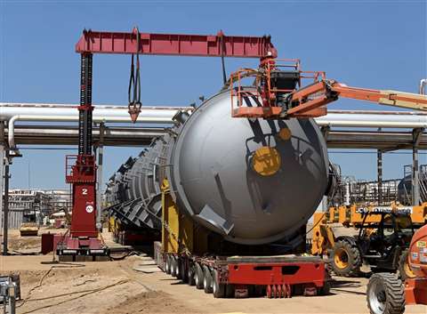 Installation of pressure vessels at a refinery in Texas, US
